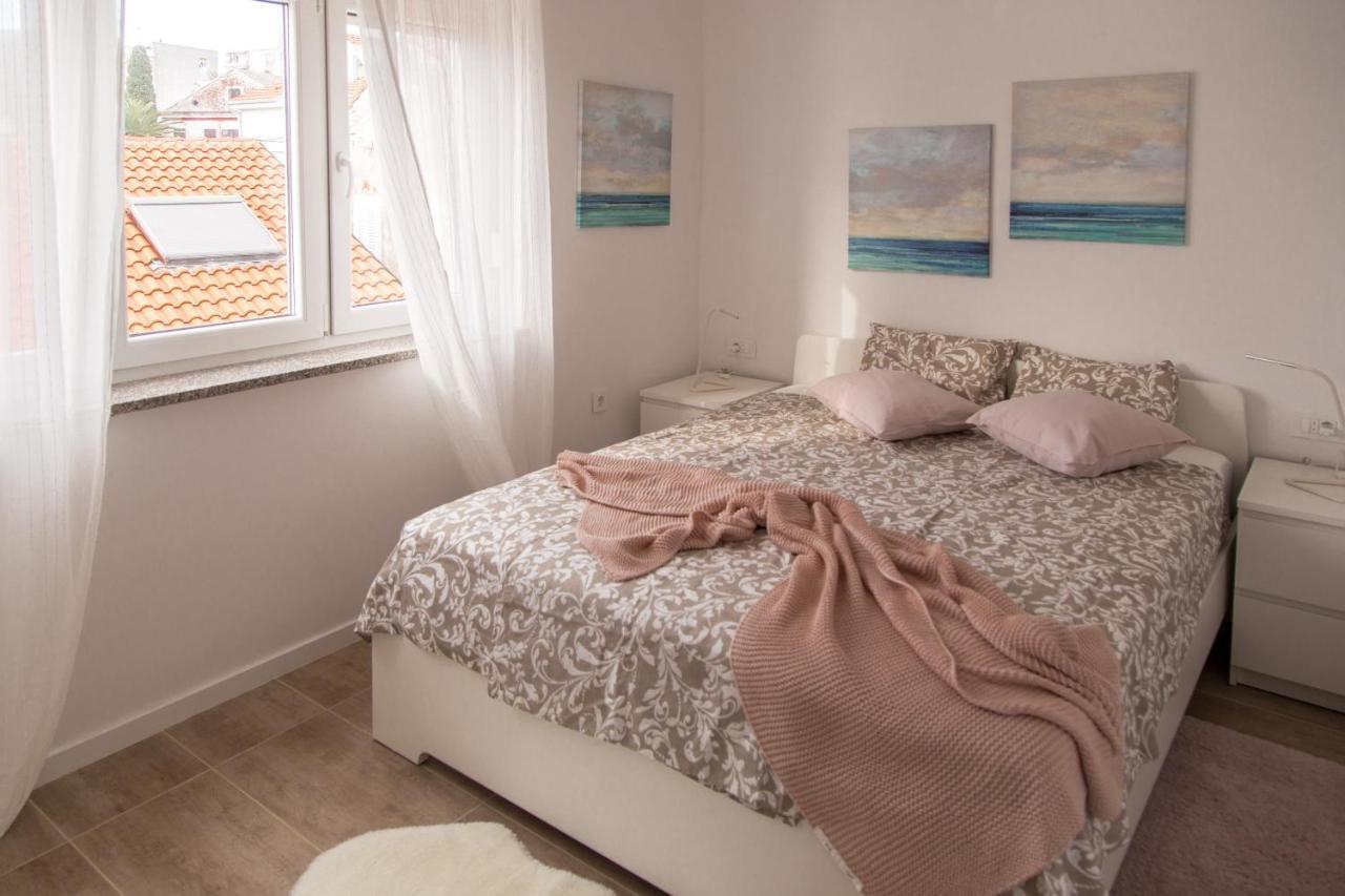 Apartment Gordon Малий Лошинь Екстер'єр фото